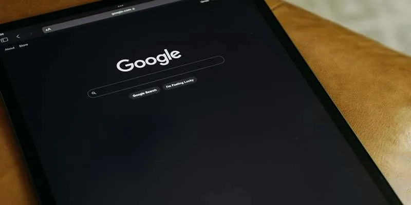 Using translation apps on macOS