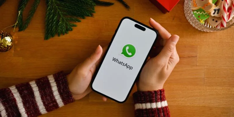 WhatsApp messaging app