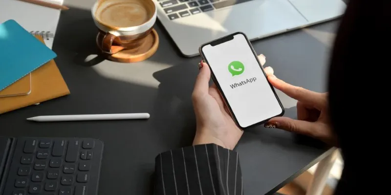 WhatsApp Interface