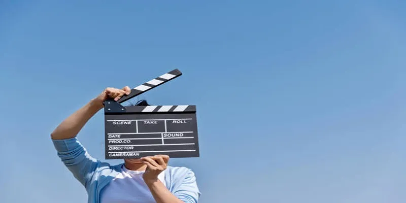 Comparison between free and paid 3D video makers