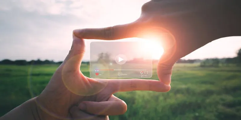 Example of Picture-in-Picture Video